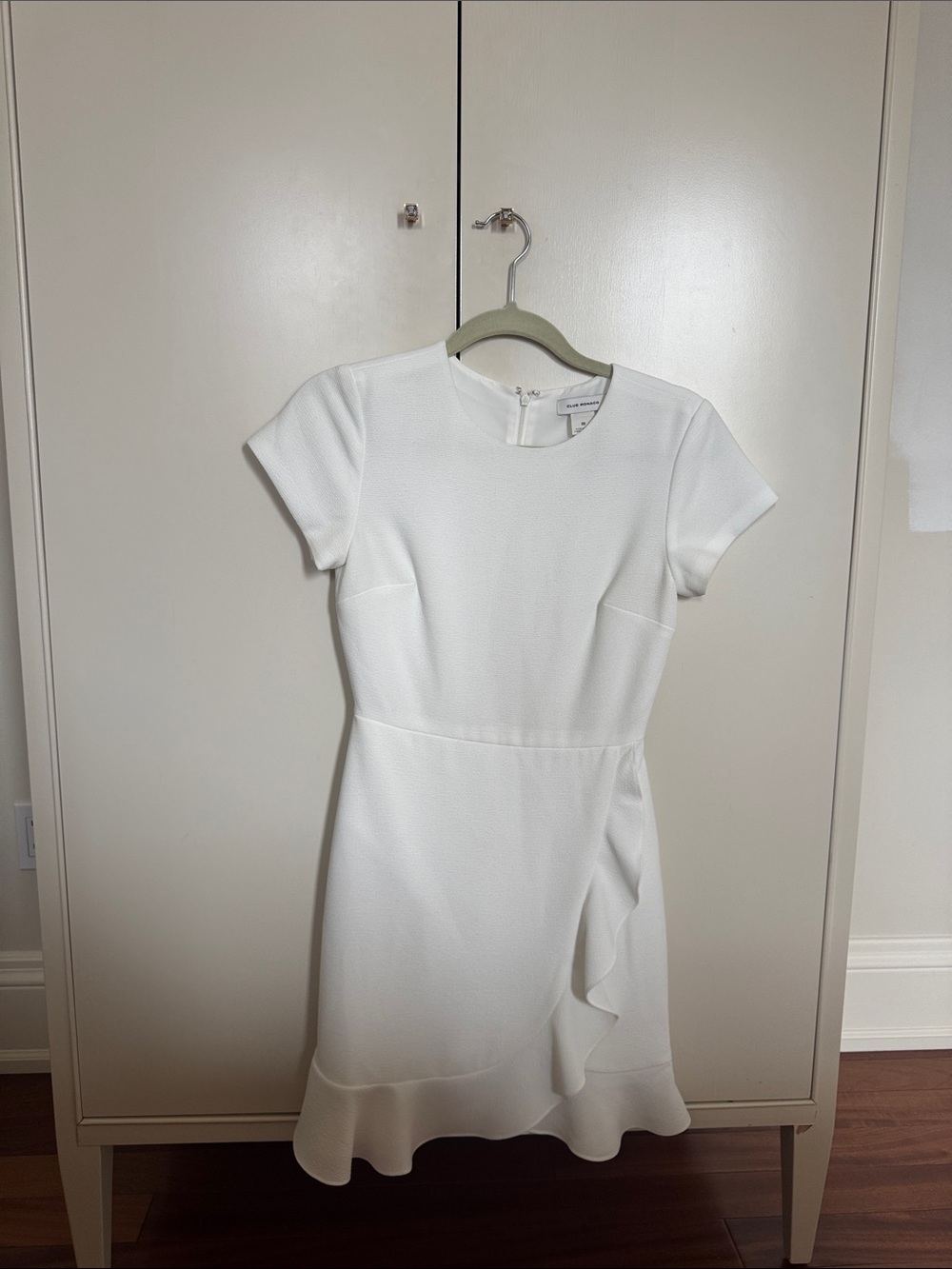 Club Monaco White Short-Sleeve Ruffle-Detail Mini Dress